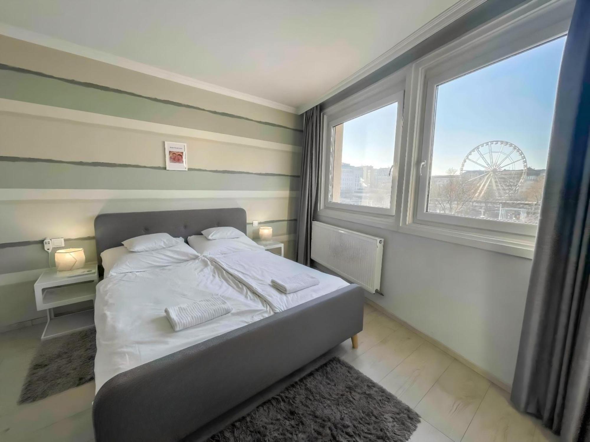 Big Wheel Panoramica Apartment Boedapest Buitenkant foto